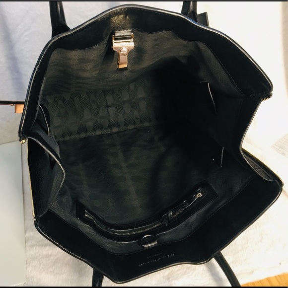 EXPANDABLE PS11 pebbled leather shoulder tote 15”W 14.5”H 5.25”D 8”Handle drop - Picture 4 of 8